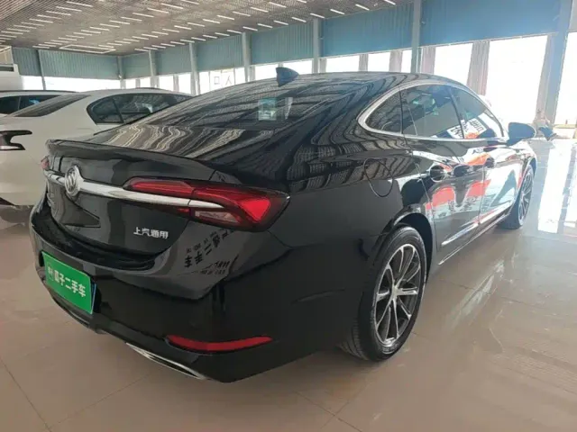 Buick LaCrosse — Фото автомобиля 6