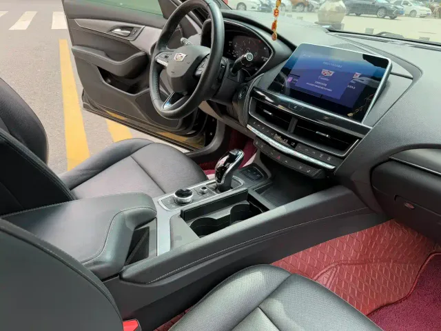 Cadillac CT5 — Фото автомобиля 25