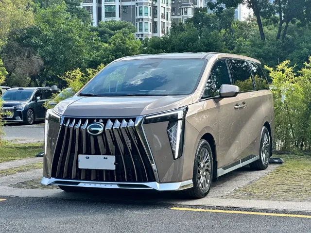 Фотография автомобиля — GAC Trumpchi M8