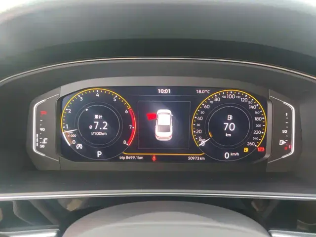 Volkswagen Passat — Фото автомобиля 14