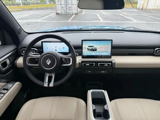 Baojun Yep Plus — Фото автомобиля 4