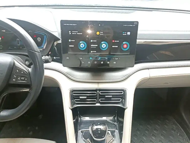 BYD Song PLUS — Фото автомобиля 12