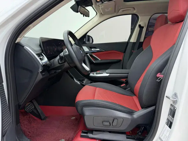 BMW X1 — Фото автомобиля 4