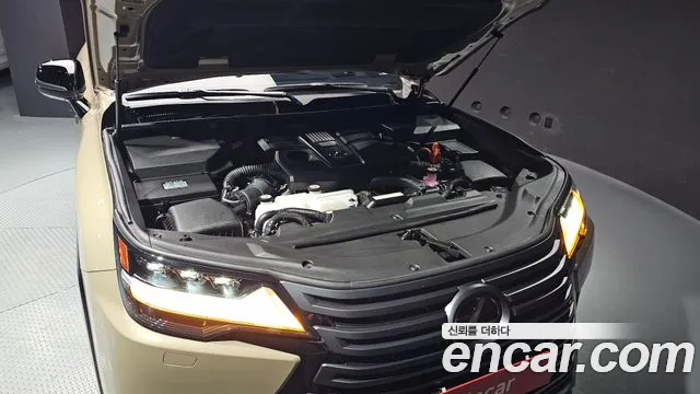 Lexus LX 4th Gen — Фото автомобиля 9