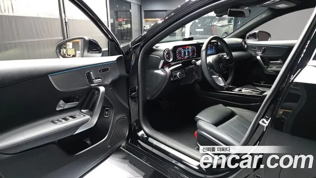 Mercedes-Benz A-Class W177 — Фото автомобиля 9