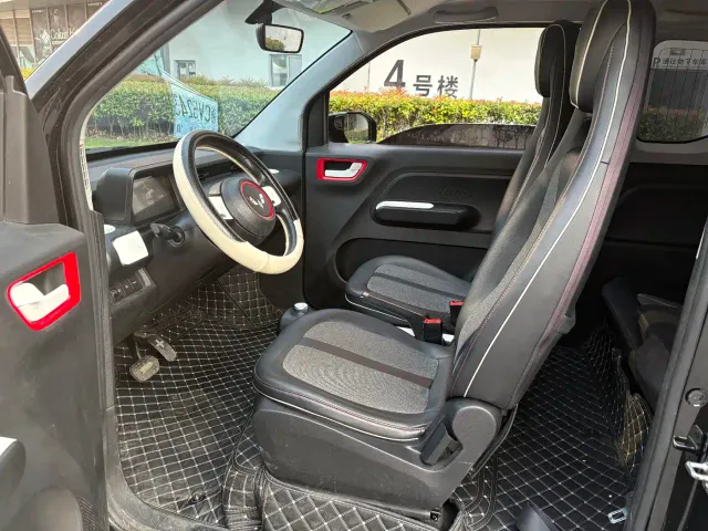 Wuling Hongguang Mini EV — Фото автомобиля 4