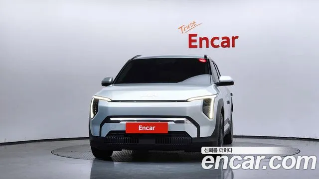 Kia EV3 — Фото автомобиля 3
