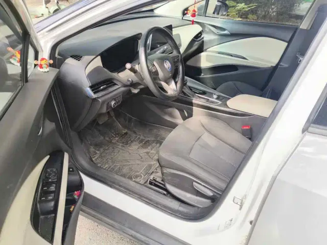 Buick Velite 6 — Фото автомобиля 8