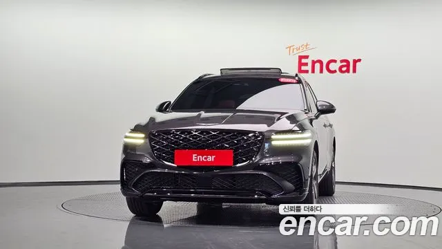 Genesis GV70 — Фото автомобиля 3