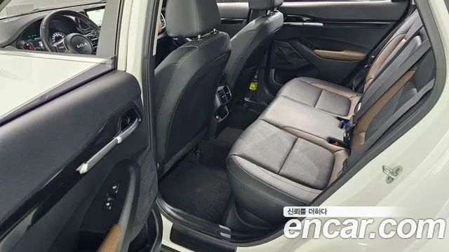 Kia Seltos — Фото автомобиля 11