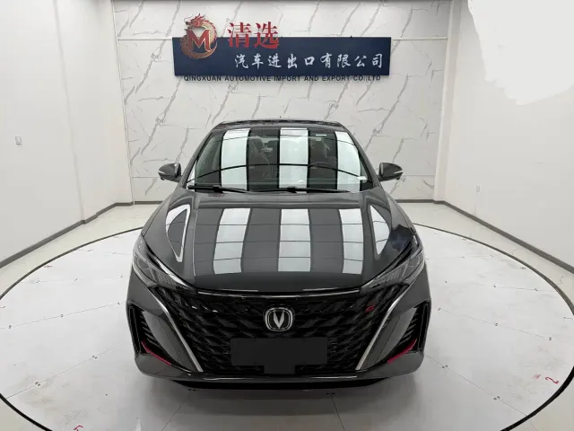 Changan Eado — Фото автомобиля 2