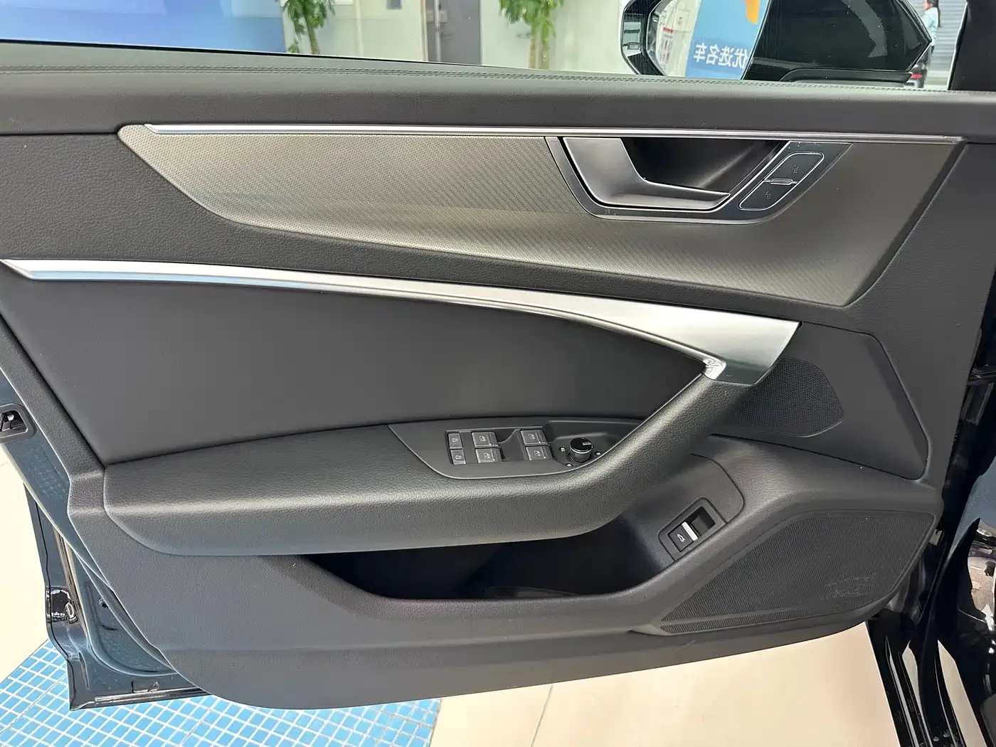 Audi Audi A6L 2023 40 TFSI Luxury Dynamic — Фото автомобиля 8