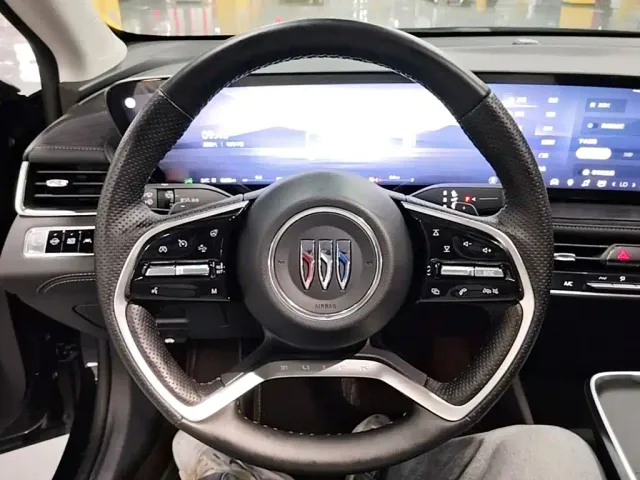 Buick LaCrosse — Фото автомобиля 10