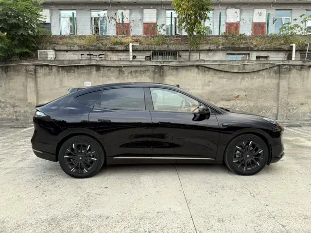 GAC Hyptec HT — Фото автомобиля 9