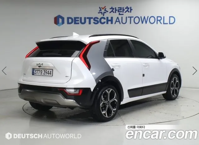 Kia Niro The All New Niro Signature — Фото автомобиля 2