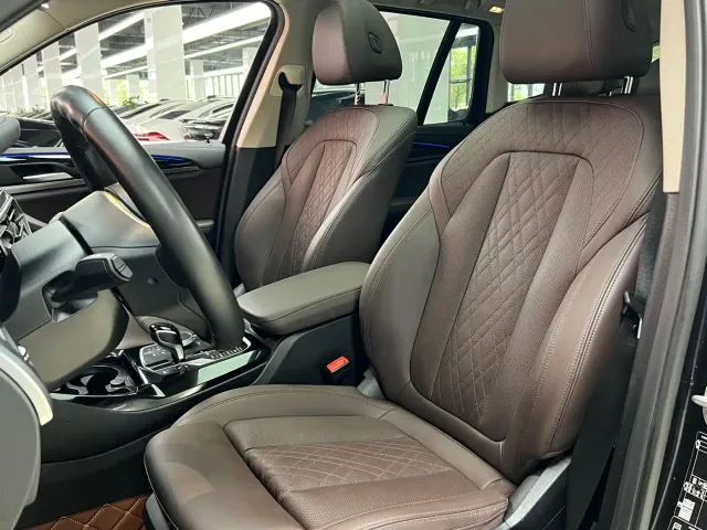 BMW X3 — Фото автомобиля 9