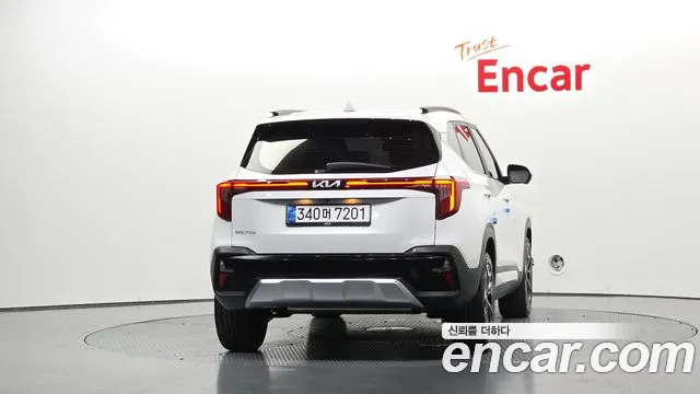 Kia Seltos Бензин 1.6 турбо 2WD — Фото автомобиля 4