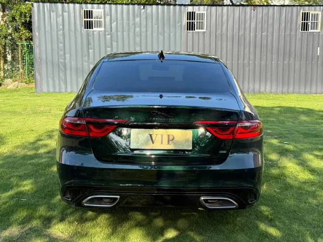 Jaguar XFL — Фото автомобиля 5
