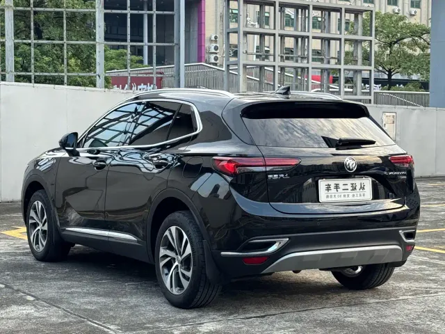 Buick Envision S — Фото автомобиля 11