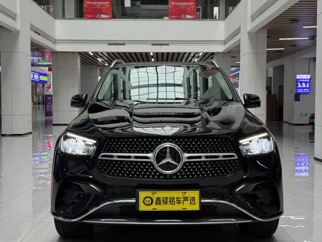 Mercedes-Benz GLE-Class — Фото автомобиля 2