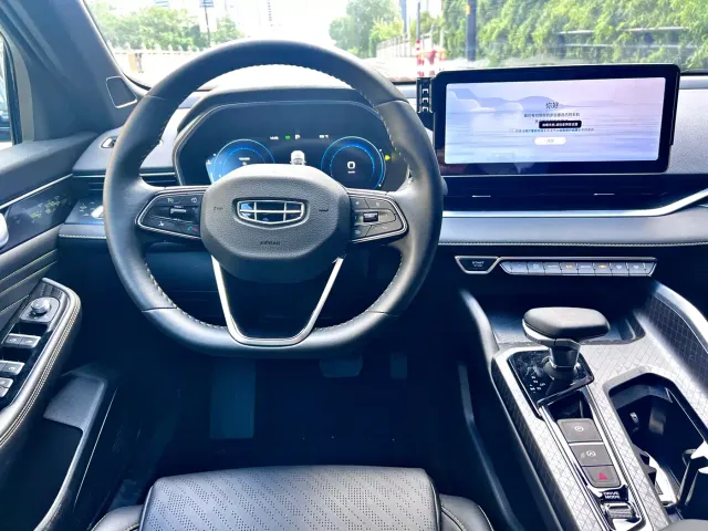 Geely Xingrui — Фото автомобиля 13