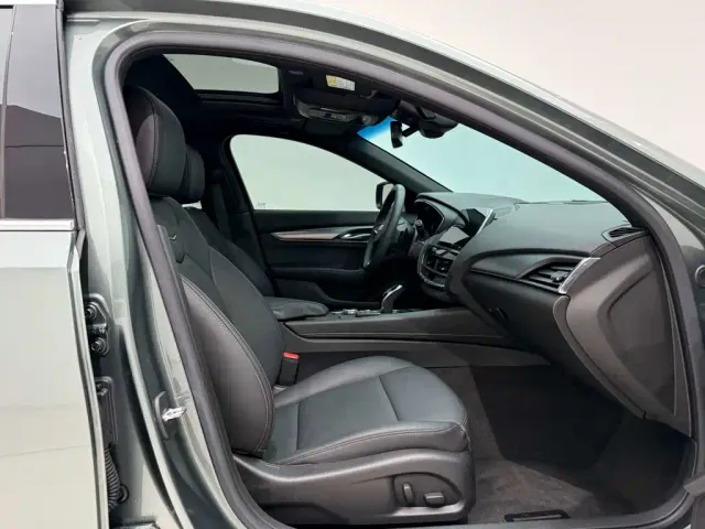 Cadillac CT5 — Фото автомобиля 18