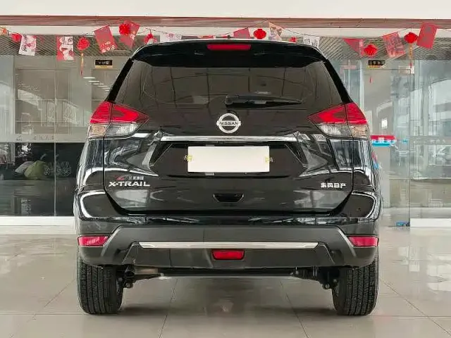 Nissan X-Trail — Фото автомобиля 5