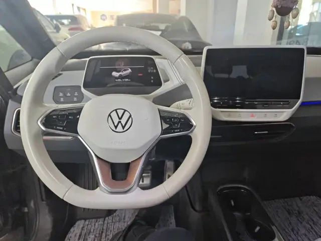 Volkswagen ID.3 — Фото автомобиля 13