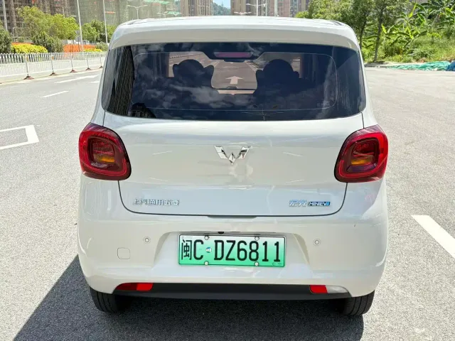Wuling Hongguang Mini EV — Фото автомобиля 5