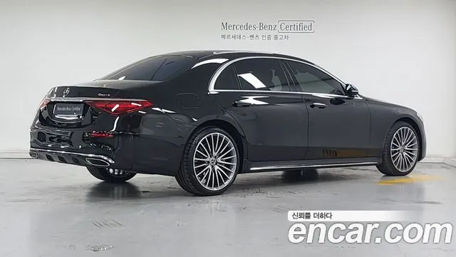 Mercedes-Benz S-Class — Фото автомобиля 2