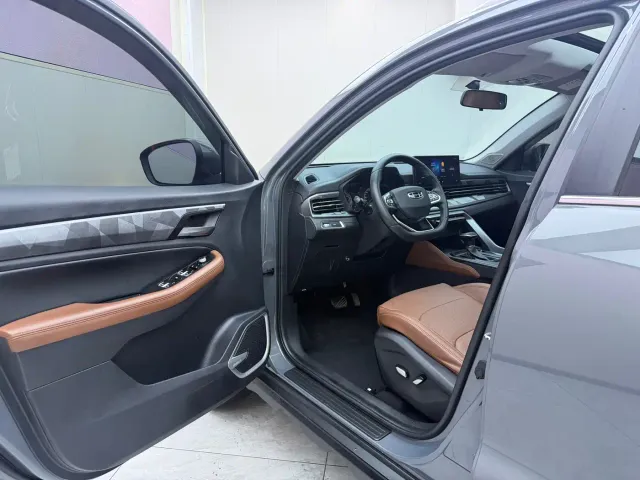 Geely Vision X6 — Фото автомобиля 7