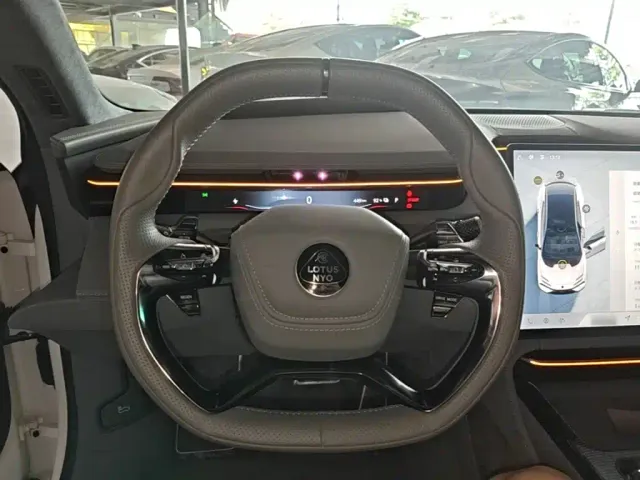 Lotus Emeya — Фото автомобиля 10