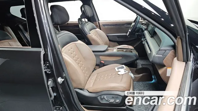 Kia EV9 — Фото автомобиля 16