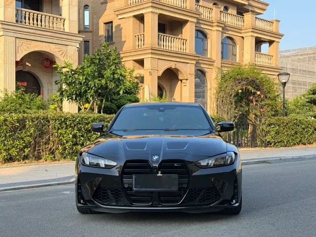 BMW M3 — Фото автомобиля 2