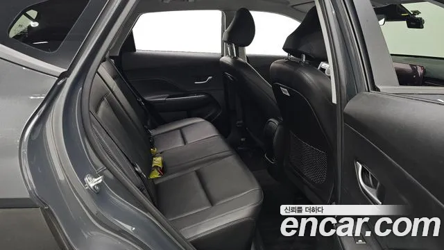 Hyundai Kona SX2 — Фото автомобиля 18