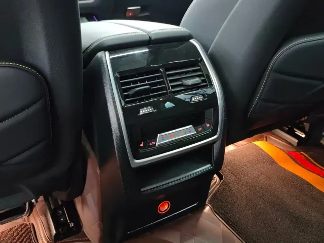 BMW X5 — Фото автомобиля 12