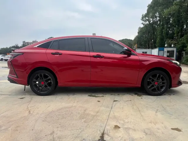 Dongfeng Yixuan — Фото автомобиля 4