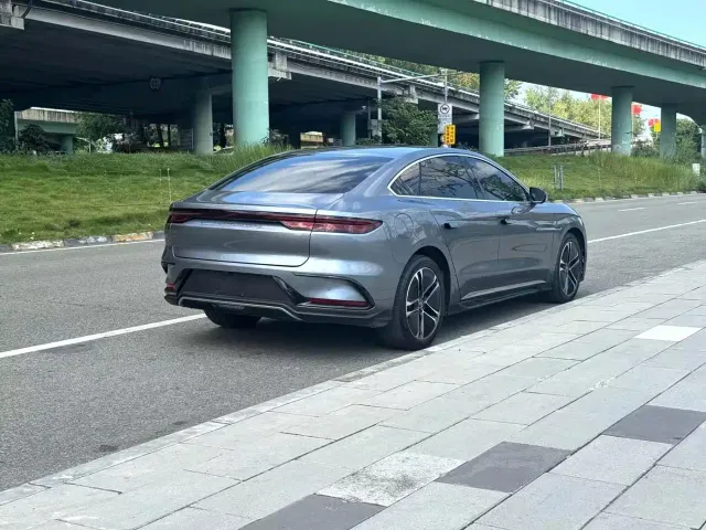 BYD Han — Фото автомобиля 4