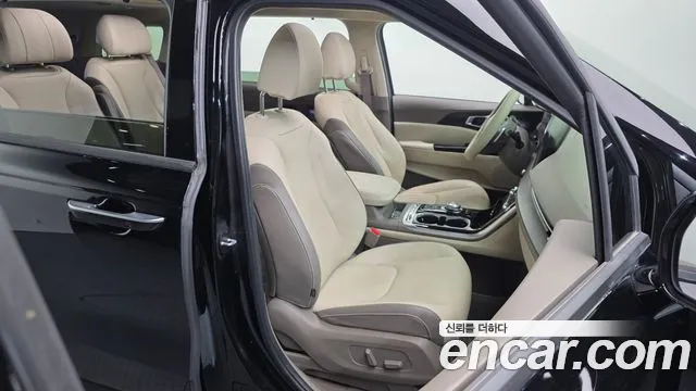 Kia Canival Carnival 4 поколение Бензин 7 мест Signature — Фото автомобиля 12