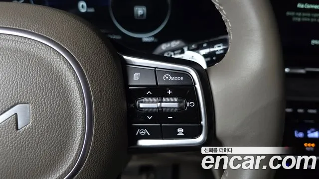 Kia Canival Carnival 4 поколение Бензин 7 мест Signature — Фото автомобиля 15