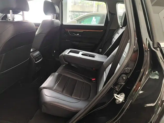 Honda CR-V — Фото автомобиля 16