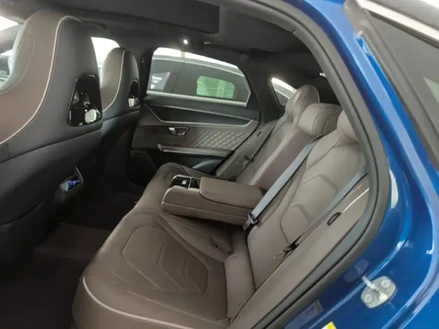 BYD Han — Фото автомобиля 16