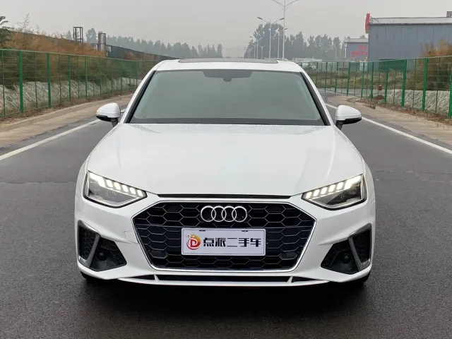 Audi A4L — Фото автомобиля 2