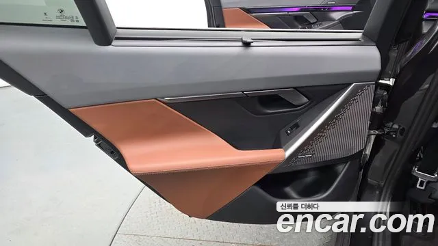 BMW 5 Series G60 — Фото автомобиля 14