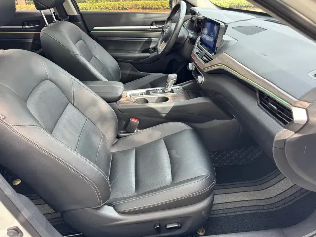 Nissan Teana — Фото автомобиля 16