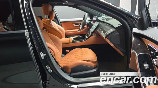 Mercedes-Benz S-Class — Фото автомобиля 26