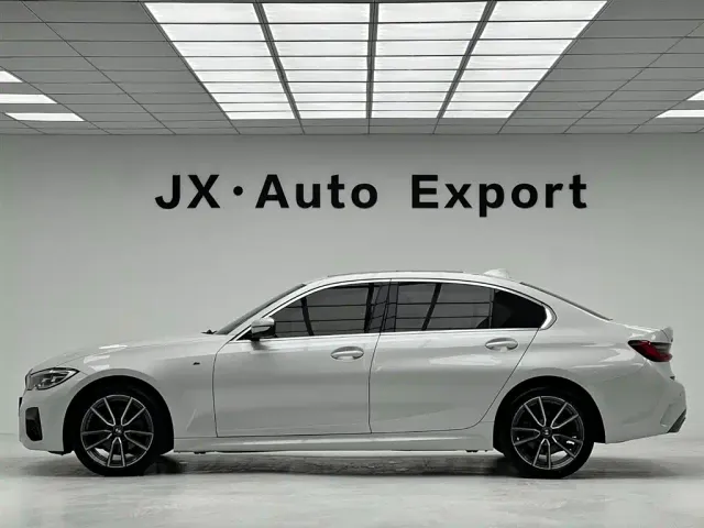 BMW 3 Series — Фото автомобиля 6