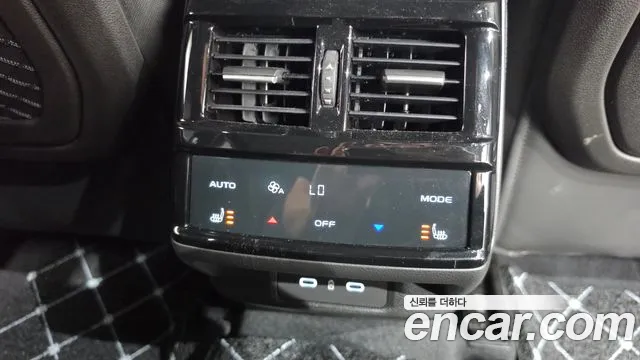 Renault-KoreaSamsung Grand Koleos Grand Koleos 2.0 Esprit Alpine 4WD — Фото автомобиля 19