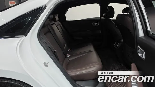 Hyundai Ioniq 6 — Фото автомобиля 17