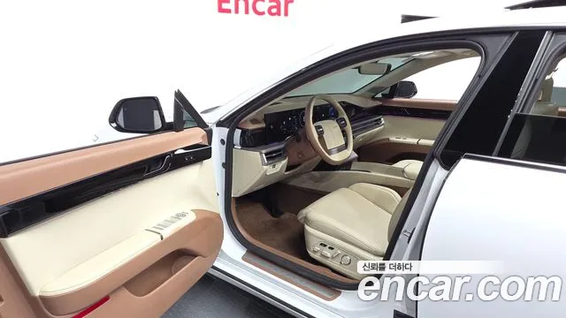 Hyundai Grandeur GN7 — Фото автомобиля 10